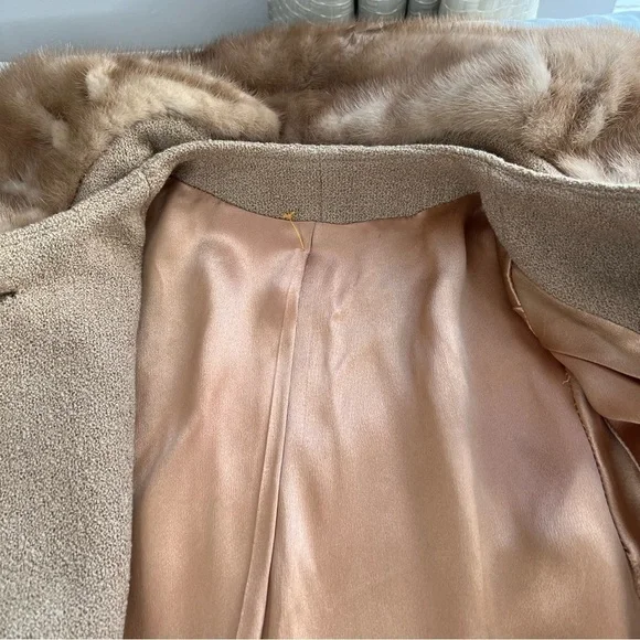 Vintage 1950s Stevens Hockanum Fabric Topaz Mink Boucle Fabric Top Coat